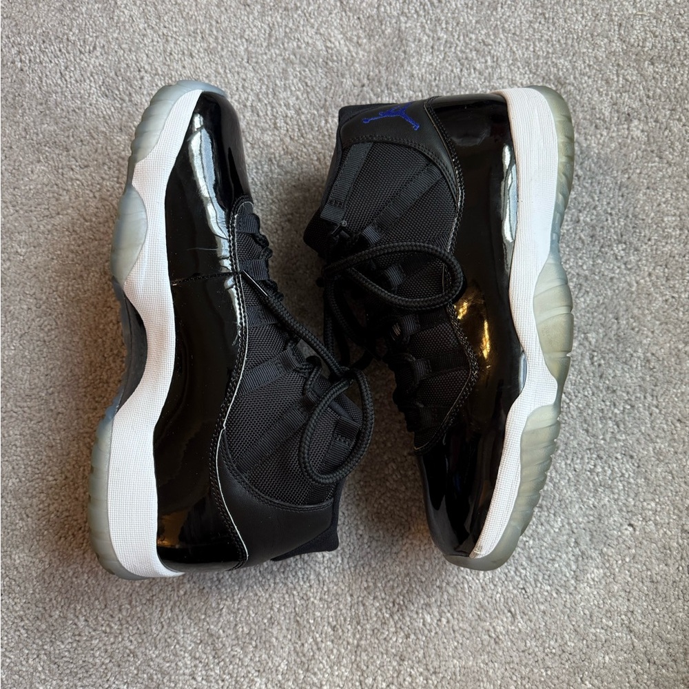 Air Jordan 11 Retro “Space Jam” 2016